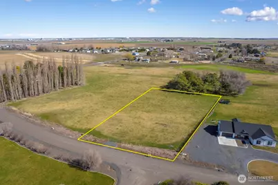 145 SE K.7, Moses Lake, WA 98837 - Photo 1
