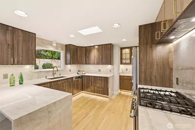 3601 NE 100th Street, Seattle, WA 98125 - Photo 14