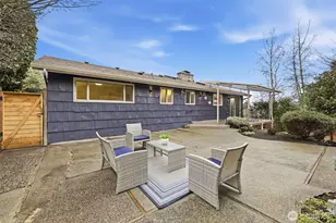 3601 NE 100th St, Seattle, WA 98125 - Photo 32