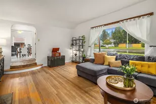 627 Madison St, Everett, WA 98203 - Photo 4