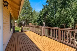 22706 NE 12th Pl, Sammamish, WA 98074 - Photo 34