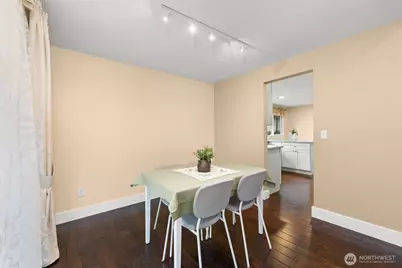 22706 NE 12th Place, Sammamish, WA 98074 - Photo 8