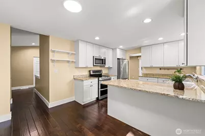22706 NE 12th Place, Sammamish, WA 98074 - Photo 14
