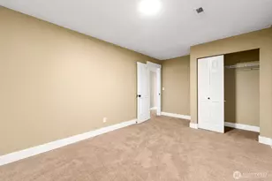 22706 NE 12th Pl, Sammamish, WA 98074 - Photo 28
