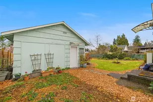 11437 Cornell Ave S, Seattle, WA 98178 - Photo 22