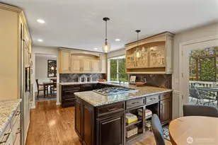 2524 225th Pl NE, Sammamish, WA 98074 - Photo 8