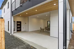 8439 47th Ave S, Seattle, WA 98188 - Photo 2