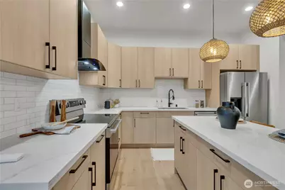 8439 47th Avenue S #B, Seattle, WA 98188 - Photo 12