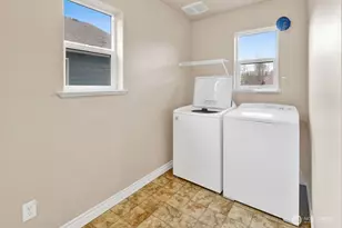 814 E Kellogg Rd, Bellingham, WA 98226 - Photo 34