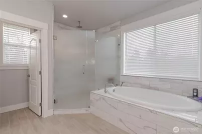 9409 9th Avenue Ct E, Tacoma, WA 98445 - Photo 26