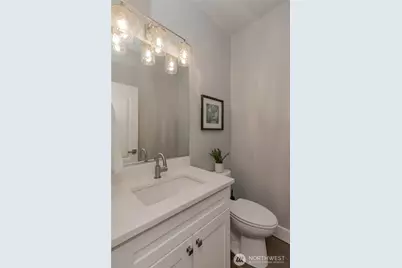 9409 9th Avenue Ct E, Tacoma, WA 98445 - Photo 32