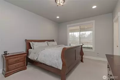 9409 9th Avenue Ct E, Tacoma, WA 98445 - Photo 24