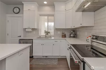 9409 9th Avenue Ct E, Tacoma, WA 98445 - Photo 20