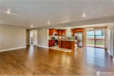 2241 S 252nd Street, Des Moines, WA 98198 - Photo 10
