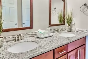 2241 S 252nd St, Des Moines, WA 98198 - Photo 12