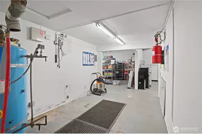 2810 E Spencer Lake Road, Shelton, WA 98584 - Photo 18