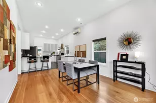 3528 SW 98th St, Seattle, WA 98126 - Photo 2