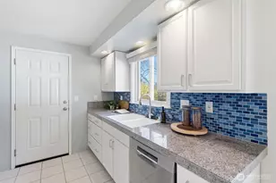 10409 39th Ave SW, Seattle, WA 98146 - Photo 12