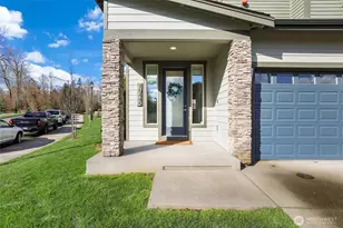 10445 11th St E, Edgewood, WA 98372 - Photo 2