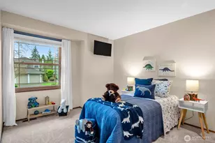 24310 SE 34th Pl, Sammamish, WA 98029 - Photo 22