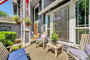 24310 SE 34th Pl, Sammamish, WA 98029 - Photo 2