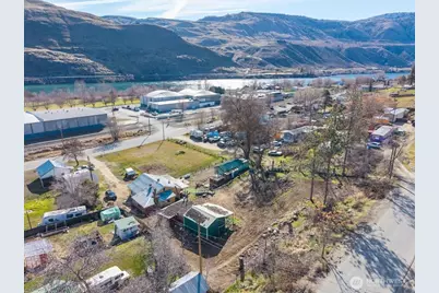470 2nd Street, Chelan Falls, WA 98817 - Photo 34