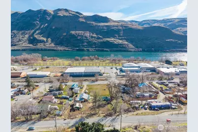 470 2nd Street, Chelan Falls, WA 98817 - Photo 36