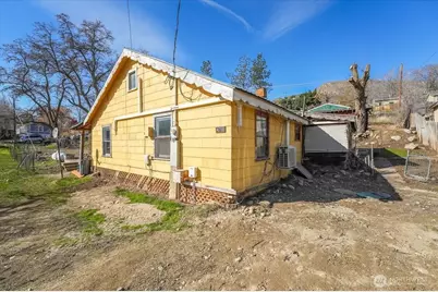 470 2nd Street, Chelan Falls, WA 98817 - Photo 38