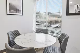 5620 California Ave SW, Seattle, WA 98136 - Photo 10