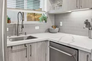 5620 California Ave SW, Seattle, WA 98136 - Photo 16