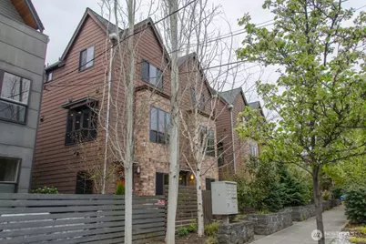7937 Densmore Avenue N, Seattle, WA 98103 - Photo 2