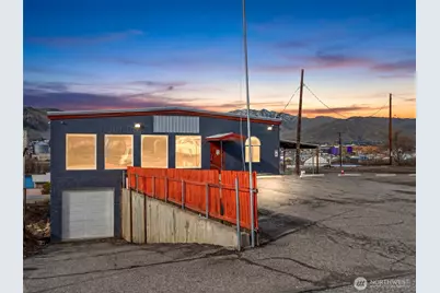 1052 Valley Mall Pkwy, East Wenatchee, WA 98802 - Photo 2