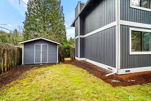 14216 SE 51st St, Bellevue, WA 98006 - Photo 32