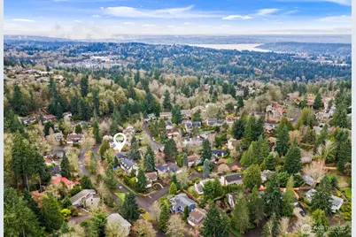 14216 SE 51st Street, Bellevue, WA 98006 - Photo 36