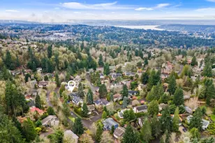 14216 SE 51st St, Bellevue, WA 98006 - Photo 36