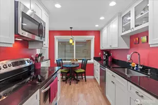 1532 NW 195th St, Shoreline, WA 98177 - Photo 10