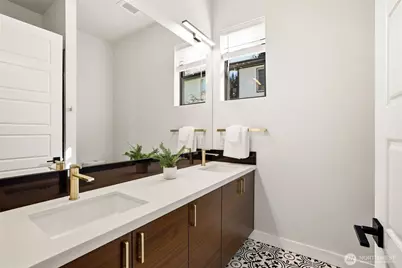 18111 84th Avenue W, Edmonds, WA 98026 - Photo 28