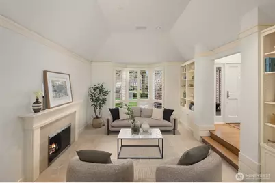 1716 Bellevue Way NE, Bellevue, WA 98004 - Photo 6