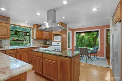 5204 178th Avenue E, Lake Tapps, WA 98391 - Photo 12