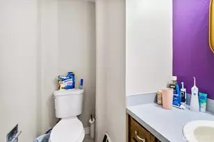 587 NW Fairhaven Dr, Oak Harbor, WA 98277 - Photo 16