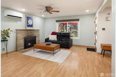 3514 SW 112th Street, Seattle, WA 98146 - Photo 4