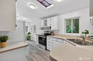 876 SW Taft Blvd, Port Orchard, WA 98367 - Photo 6