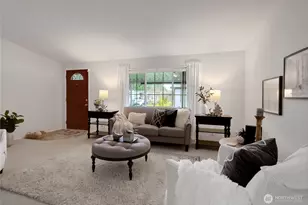 8515 37th St Ct E, Puyallup, WA 98371 - Photo 6