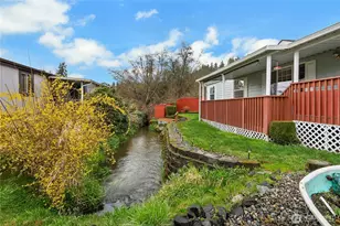 8515 37th St Ct E, Puyallup, WA 98371 - Photo 4