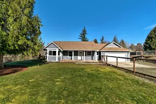 235 E Heights Pl N, Belfair, WA 98528 - Photo 4