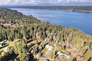 235 E Heights Pl N, Belfair, WA 98528 - Photo 6