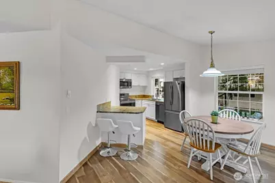 8653 Avondale Rd NE #D208, Redmond, WA 98052 - Photo 10