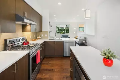 15788 NE 14th Alley, Bellevue, WA 98008 - Photo 10