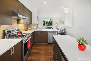 15788 NE 14th Alley, Bellevue, WA 98008 - Photo 10