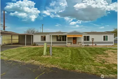 806 SE Mockingbird Drive, College Place, WA 99324 - Photo 1